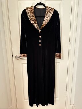 UNIQUE Vintage Black Velvet Leopard Print Trim Statement Maxi Duster Coat XS-S